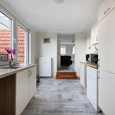 Janina Apartment *